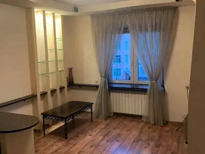 квартира за адресою Драгоманова вул., 8а