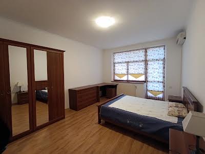 квартира по адресу Киев, Павловская ул., 18