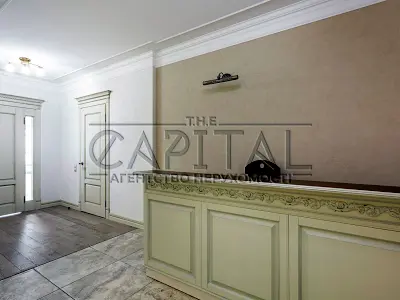 комерційна за адресою Кловський узвіз (Кловський), 7
