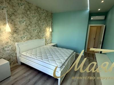 квартира по адресу Киев, Сапёрное Поле ул., 3