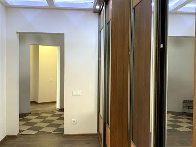 квартира за адресою Урлівська вул., 20