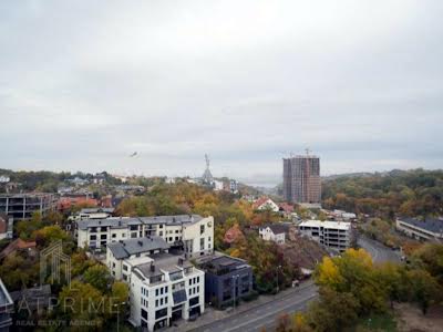 квартира за адресою Старонаводницька вул., 8