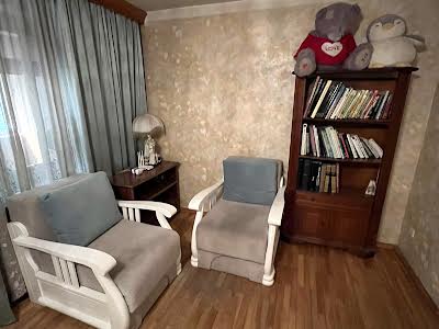 квартира по адресу Оболонская ул., 13-15
