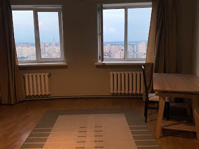 квартира за адресою Анни Ахматової вул., 13-Д