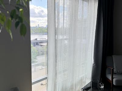 квартира за адресою Раїси Окіпної вул., 18
