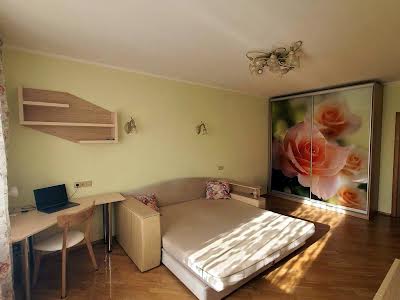 квартира по адресу Киев, Олевская ул., 9