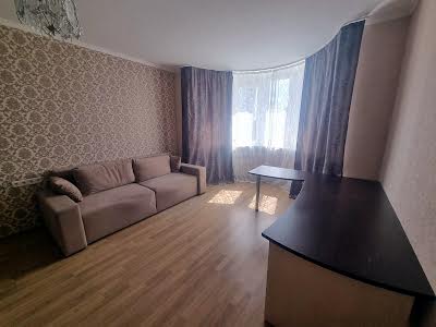 квартира за адресою Срібнокільська вул., 1