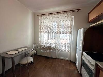 квартира по адресу Русовой 7, 7