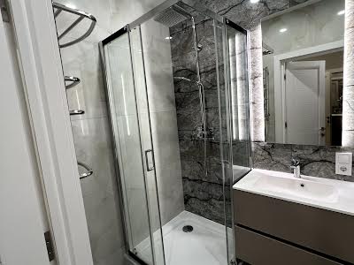 квартира по адресу Ревуцкого ул., 40-В