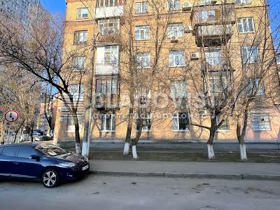 квартира за адресою Лабораторна вул., 33/37