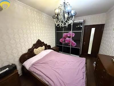 квартира по адресу Добровольского просп., 122