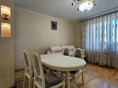 квартира за адресою Урлівська вул., 11-А
