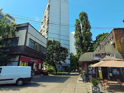 квартира за адресою Київ, Андрія Малишка вул., 37