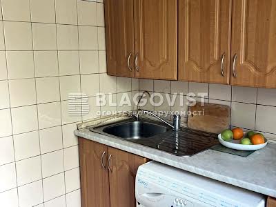 квартира по адресу Леся Курбаса просп., 18