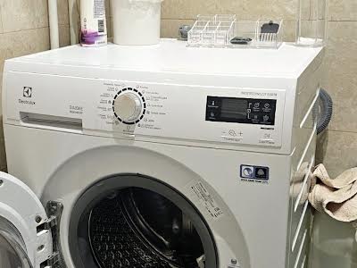 квартира за адресою Академіка Глушкова просп., 9-Г