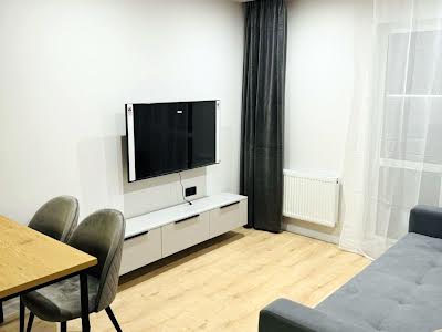 квартира по адресу Михаила Максимовича ул. (Трутенко Онуфрия), 28-Е