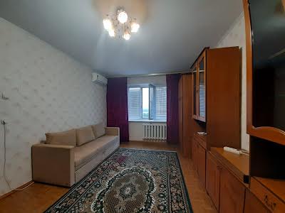 квартира за адресою Вишняківська вул., 5