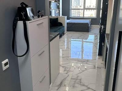 квартира за адресою Дніпровська набережна вул., 17-К