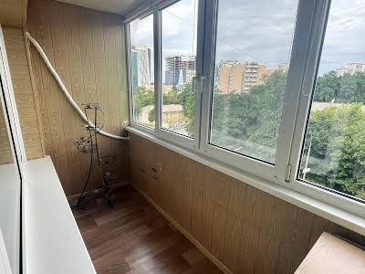 квартира по адресу Вячеслава Черновола ул., 33/30