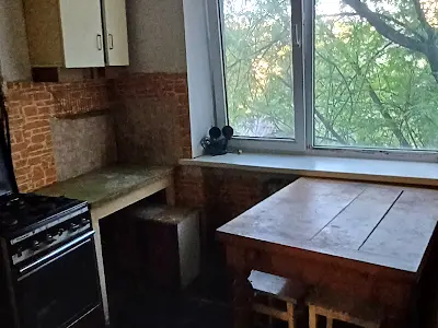 квартира за адресою Київ, Леоніда Каденюка просп. (Юрія Гагаріна), 18