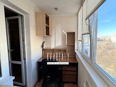 квартира за адресою Федора Ернста вул., 8
