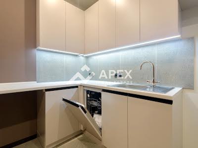 коммерческая по адресу Антоновича(Горького), 109