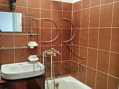 квартира за адресою Симиренка вул., 5