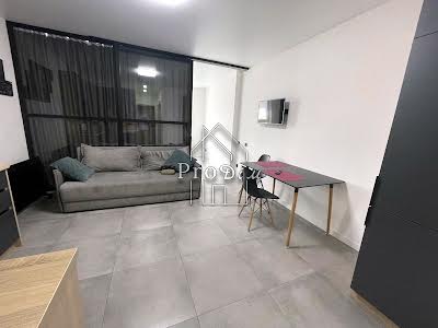 квартира по адресу Миколы Бажана просп., 17