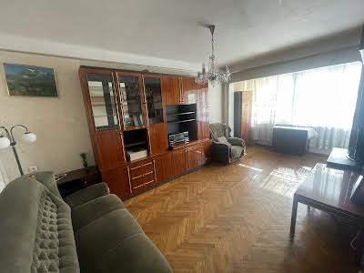 квартира за адресою Євгена Сверстюка вул. (Марини Раскової), 8-А