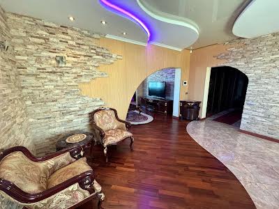 квартира по адресу Миколы Бажана просп., 14