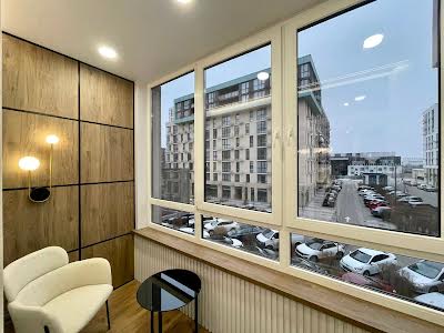 квартира за адресою Салютна вул., 2е