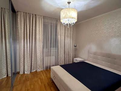 квартира за адресою Київ, Богданівська вул., 7б