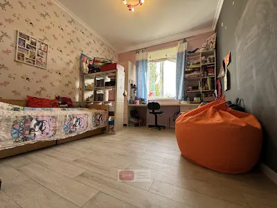 дом по адресу Урожайна