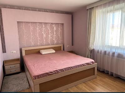 квартира по адресу Авиаконструктора Антонова ул., 8