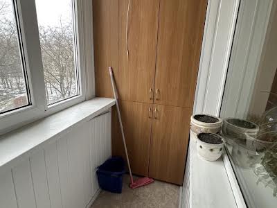 квартира за адресою Сергія Берегового вул. (Мартиросяна), 25