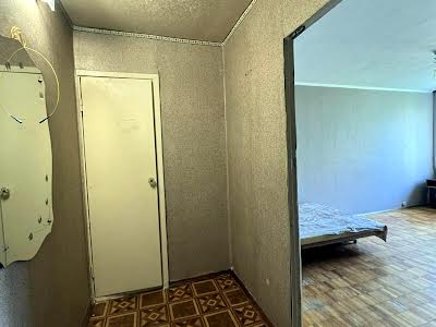 квартира за адресою Зої Гайдай вул., 9-А