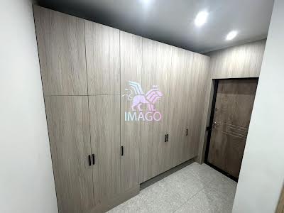квартира за адресою Зарічна вул., 4