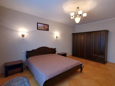 квартира за адресою Провіантська вул. (Галі Тимофєєвої), 3