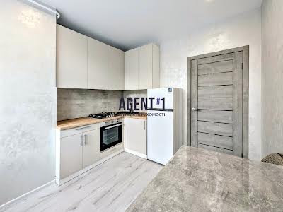 квартира за адресою Садова вул., 51Б