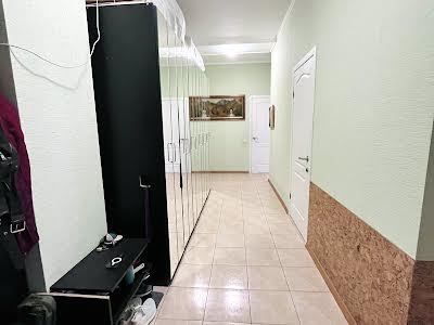 квартира по адресу Строителей ул., 30