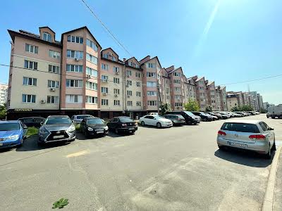 квартира за адресою Боголюбова вул., 1