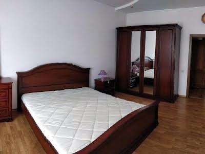 квартира за адресою Дмитрівська вул., 69