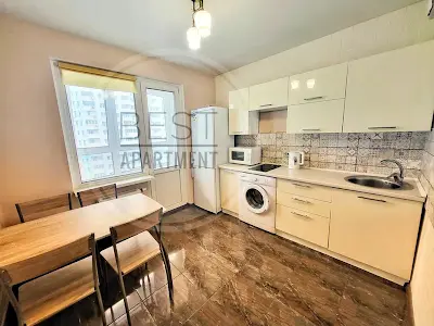 квартира за адресою Софії Русової вул., 7