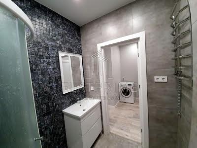 квартира по адресу Юрия Липы ул., 6