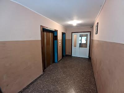 квартира за адресою Гната Юри вул., 14-В
