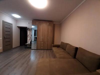 квартира за адресою Лесі Українки бульв., 10