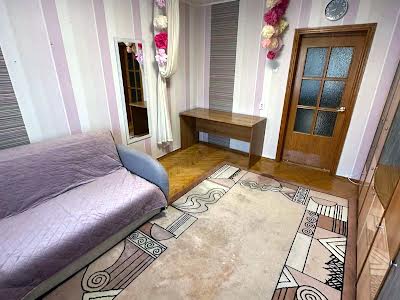 квартира за адресою Драгоманова вул., 3-В