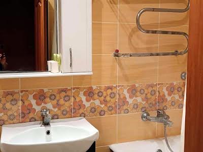 квартира за адресою Каденюка вул., 28