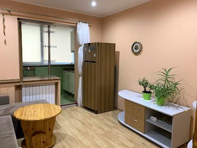 квартира за адресою Вишняківська вул., 19/19