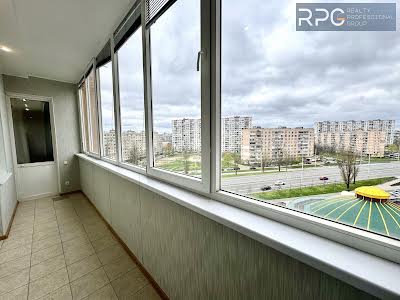 квартира за адресою Володимира Івасюка просп. (Героїв Сталінграду), 8